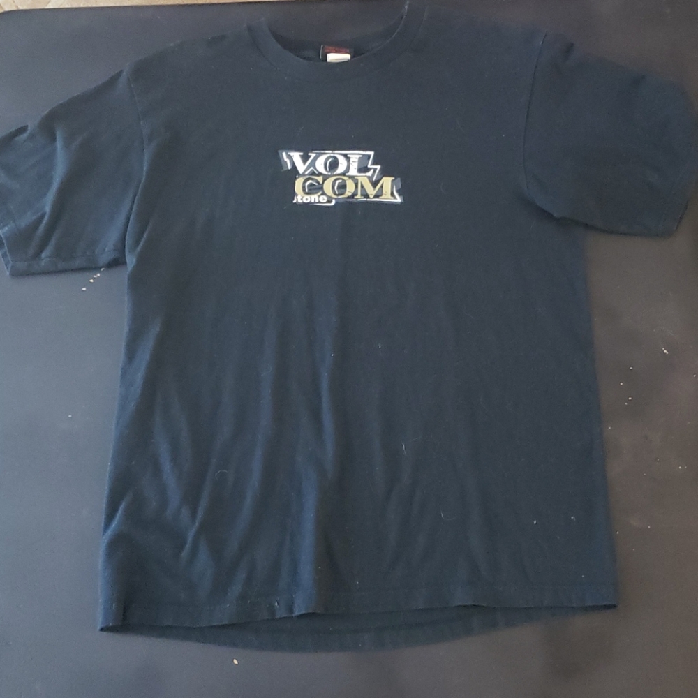 Volcom black graphic tee